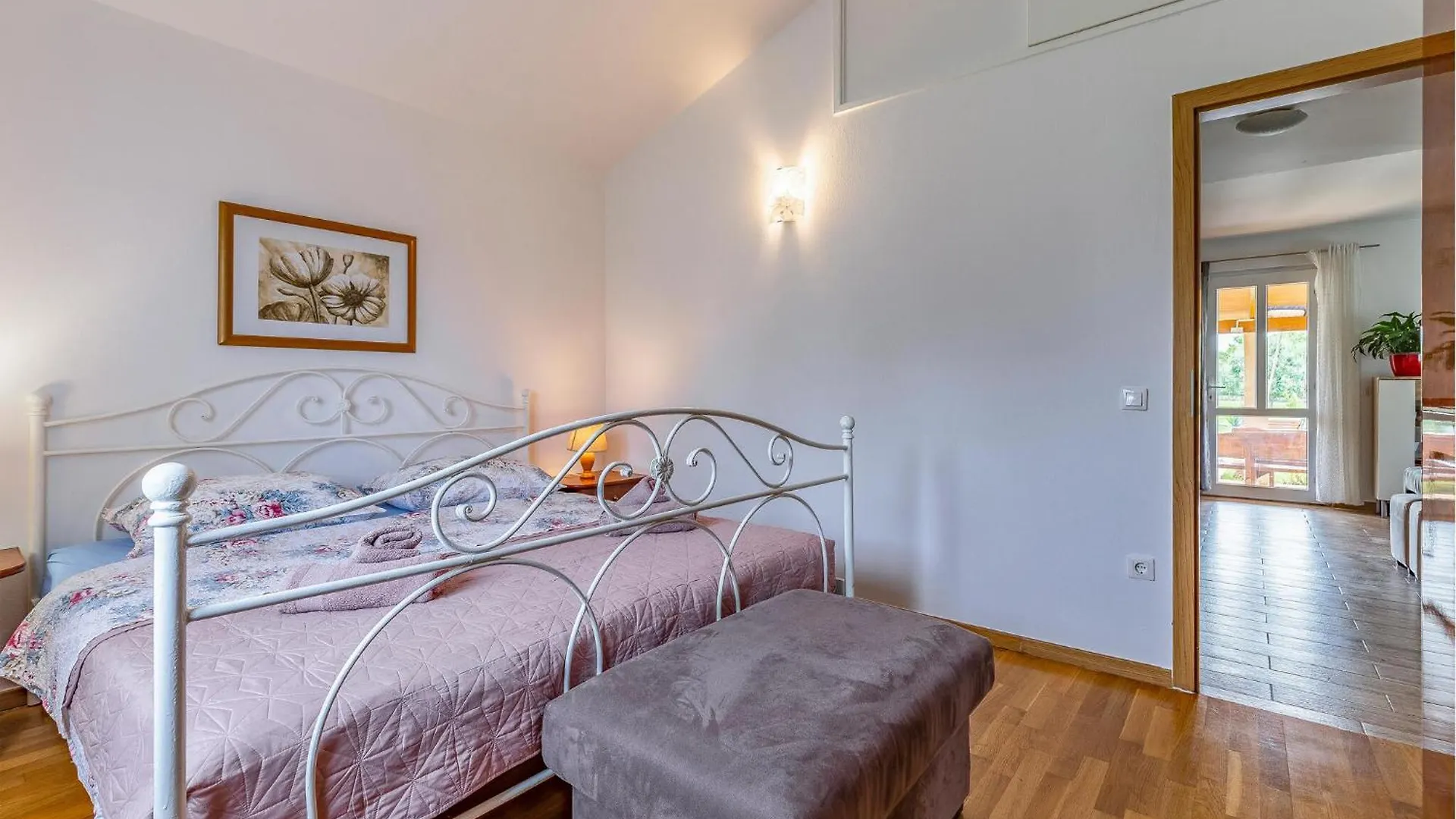 Holiday home 3 Bedroom Lovely Home In Sisan